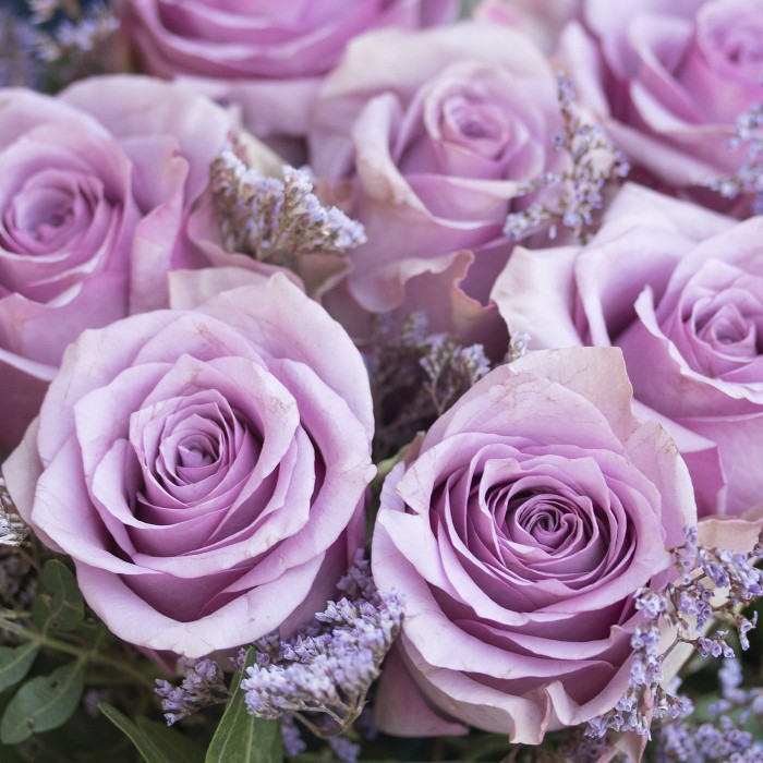 Букет в коробке сиреневый