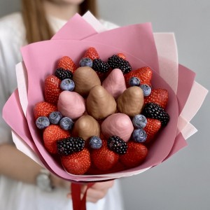 Букет из клубники в шоколаде радостный день