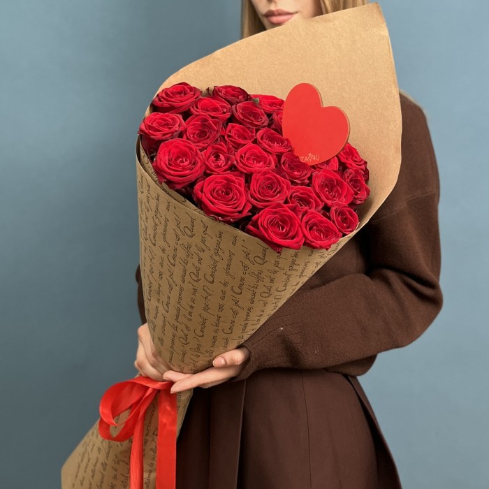 25 красных роз 60см Моей любимой