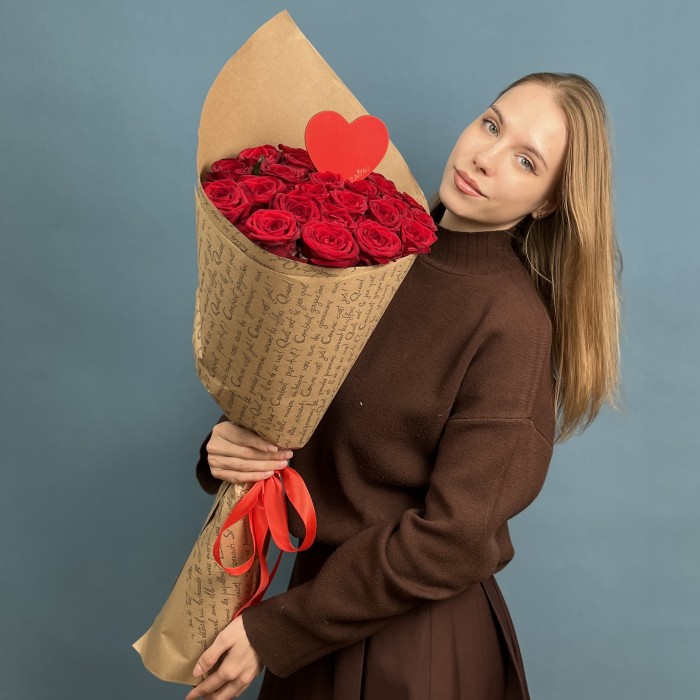 25 красных роз 60см Моей любимой