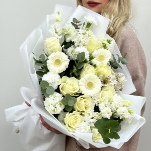 Букет дня с розами Лунный свет