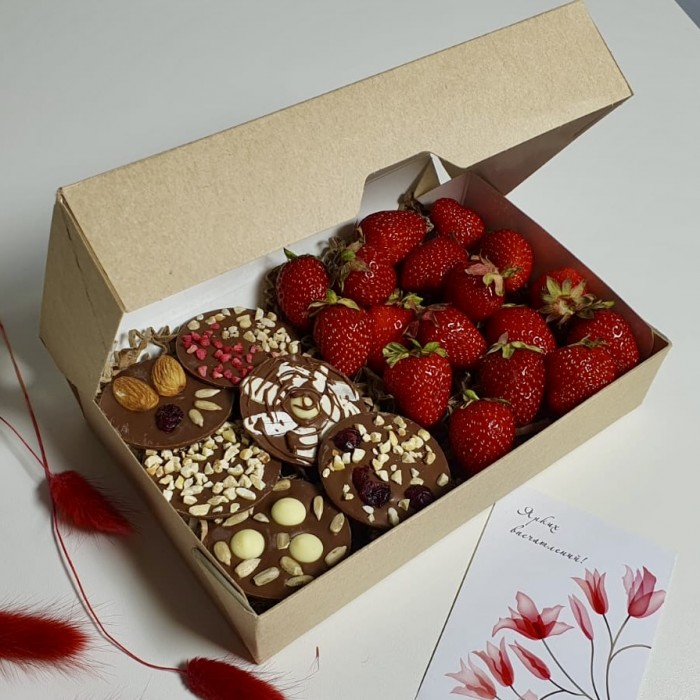 клубника с шоколадом Летний хит