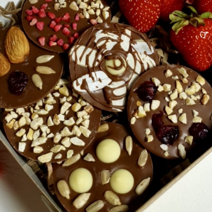 клубника с шоколадом Летний хит