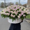 201 сиреневая роза в корзине