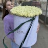 201 белая роза в бархатной коробке