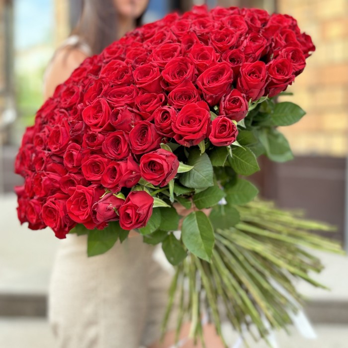 201 красная роза 60 см