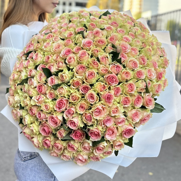 201 нежно-розовая роза 40 см