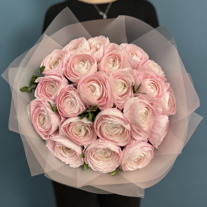 21 розовый ранункулюс