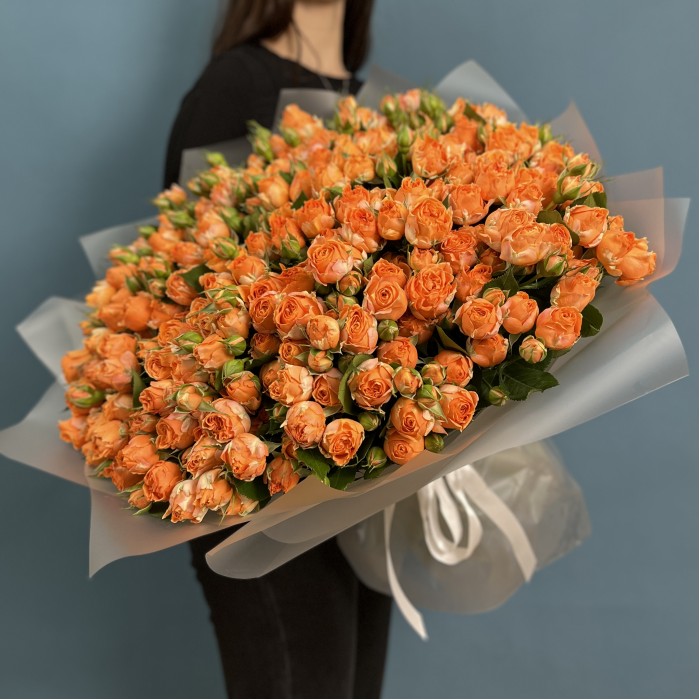 51 кустовая пионовидная роза Корал Баблс 50 см