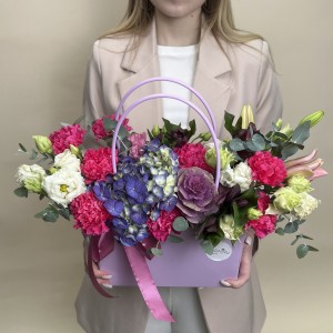 Букет дня в коробке гармония красок