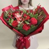 Красный букет с розами