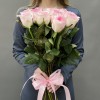 15 розовых роз Мандала 60 см