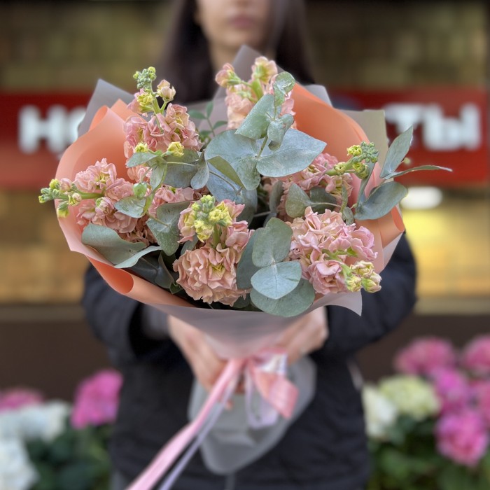 7 ароматных персиковых маттиол с эвкалиптом