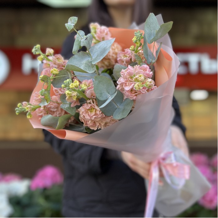 7 ароматных персиковых маттиол с эвкалиптом