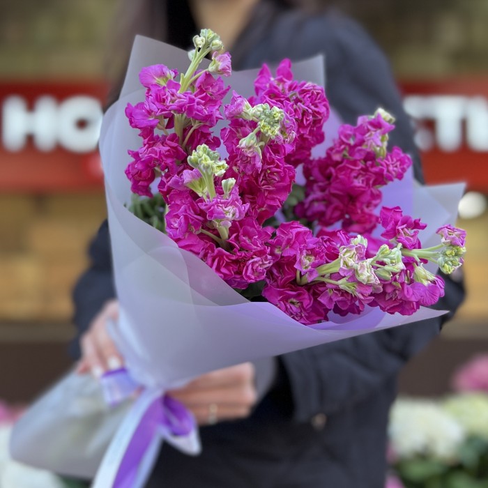 7 малиновых ароматных маттиол