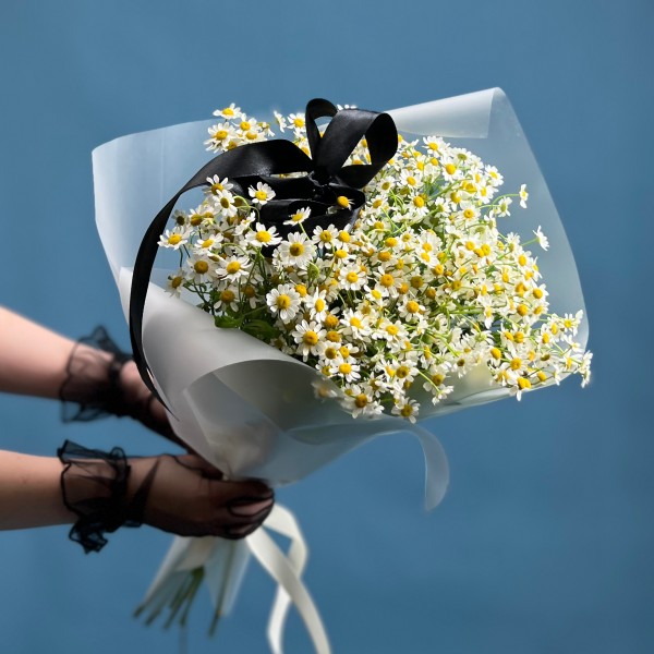 Траурный букет из танацетума