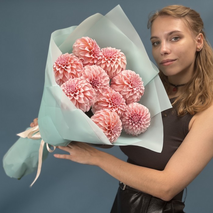 9 лососевых Георгин