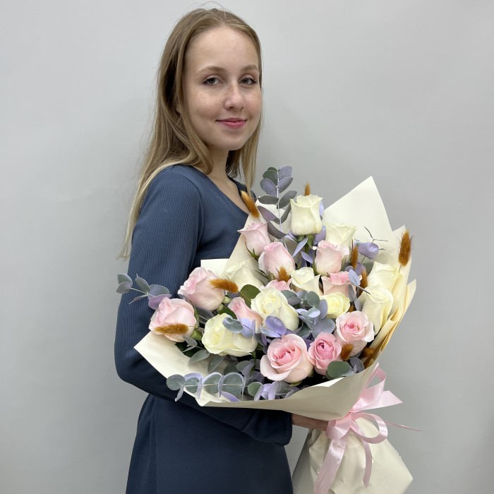Большой букет с розами Сладкая Жизнь