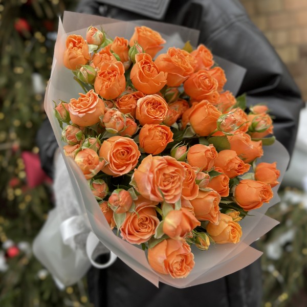 9 оранжевых кустовых пионовидных роз Коралл Бабл