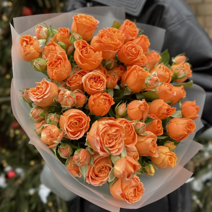 9 оранжевых кустовых пионовидных роз Коралл Бабл