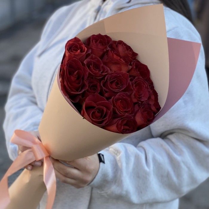 15 шоколадных роз