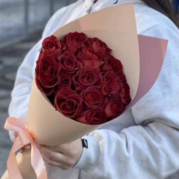 15 шоколадных роз