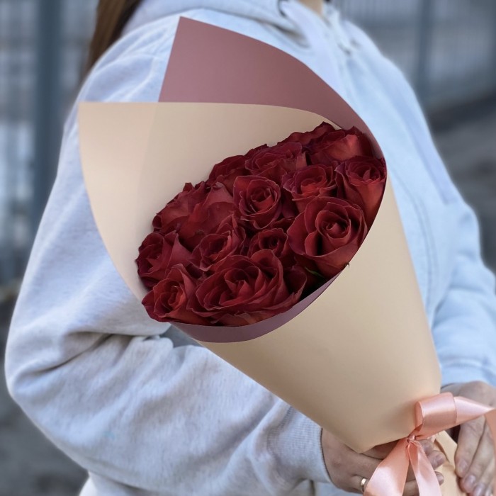 15 шоколадных роз