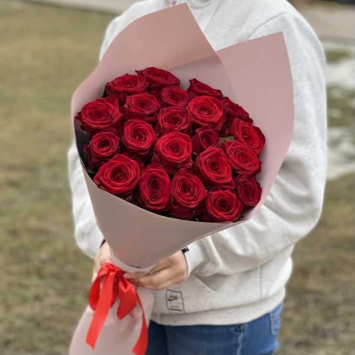 21 красная роза 60 см