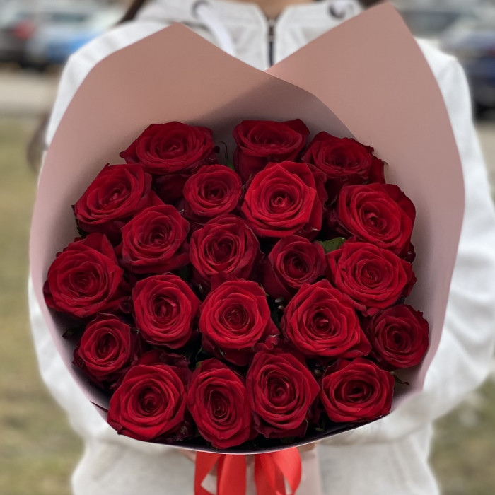 21 красная роза 60 см
