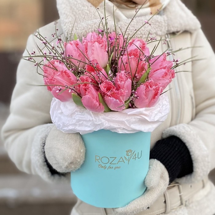 21 розовый махровый тюльпан в коробке