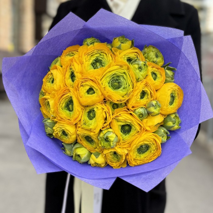 21 желтый ранункулюс