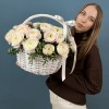 25 пышных ранункулюсов Ханой в корзине