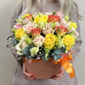 Букет дня в коробке Весеннее настроение