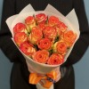 15 оранжево-желтых роз Инка 40 см