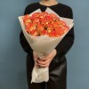 25 оранжево-желтых роз Инка 40 см