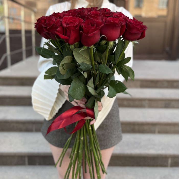 Бордовая Роза Эвер ред 70 см