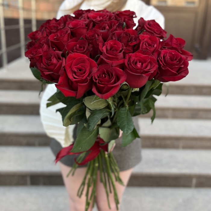 Бордовая Роза Эвер ред 70 см