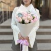 Комплимент из кустовых пионовидных роз Мансфилд Пинк Парк 50 см
