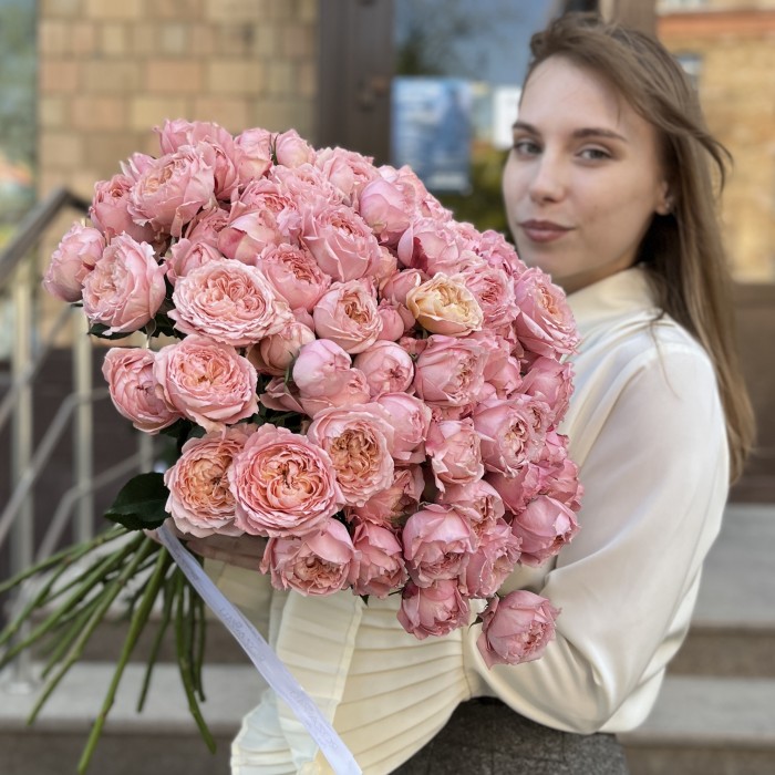 Кустовая роза Джульетта 50 см