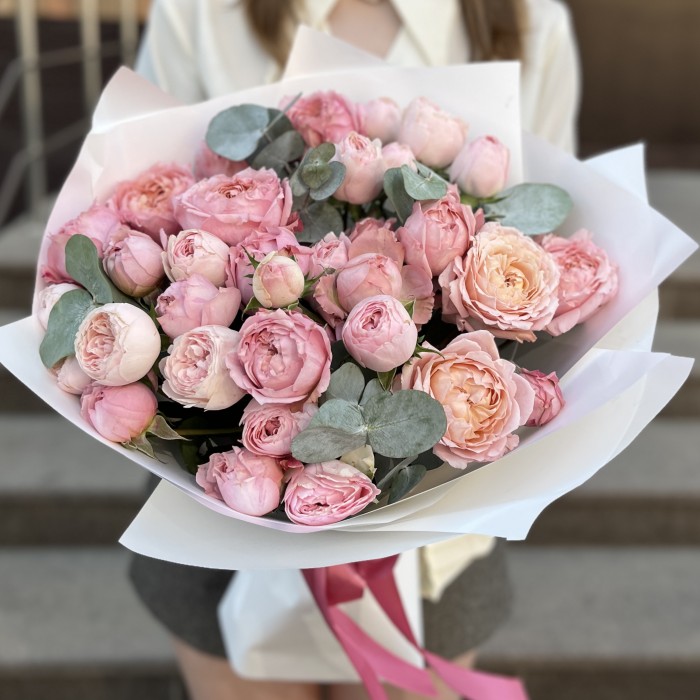 Персиковый микс пионовидных кустовых роз