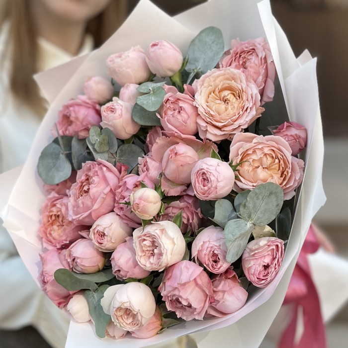 Персиковый микс пионовидных кустовых роз