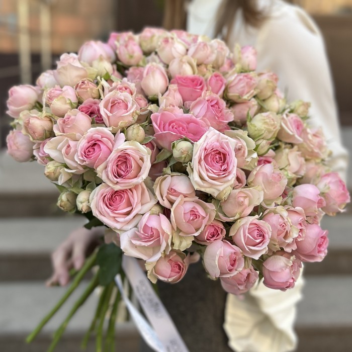 Кустовая роза Динара 40 см