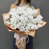 Букет белых кустовых хризантем