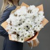 Букет белых кустовых хризантем