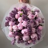 Букет из розовых пионов с сиренью