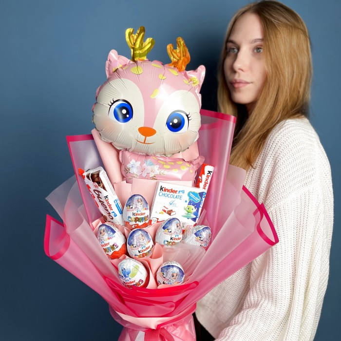 Букет с конфетами Олененок