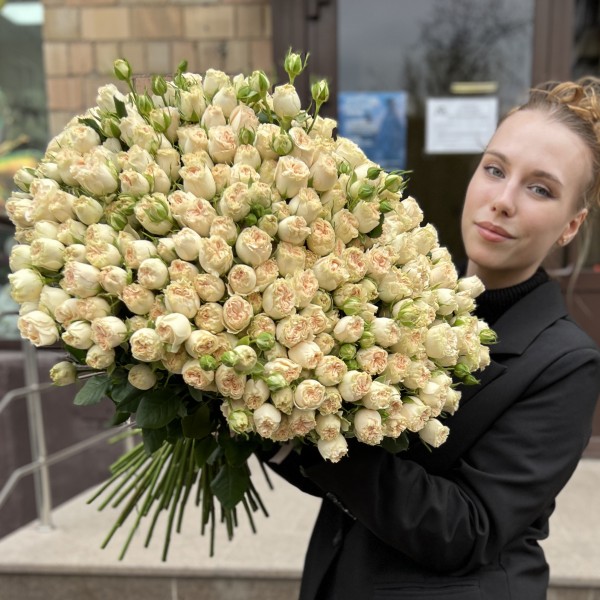 101 кустовая пионовидная роза Саммер-роз 50 см