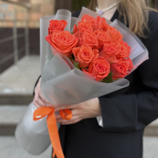 15 оранжевых роз Вау 40 см