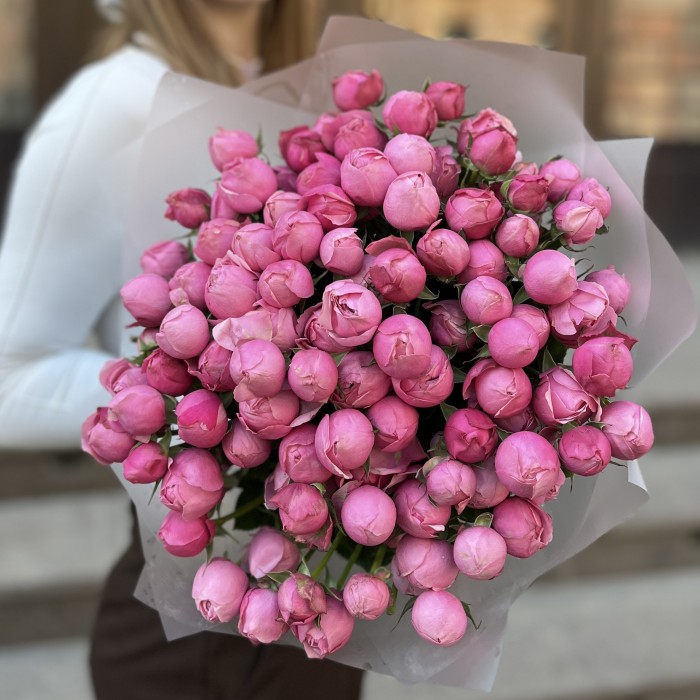 25 кустовых пионовидных роз Сильва Пинк 60 см