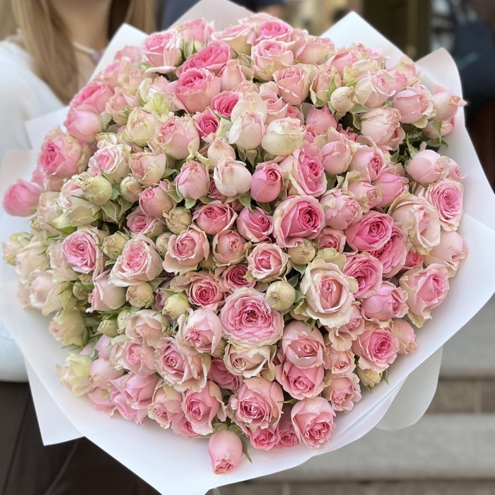 51 кустовая Роза Динара 50 см